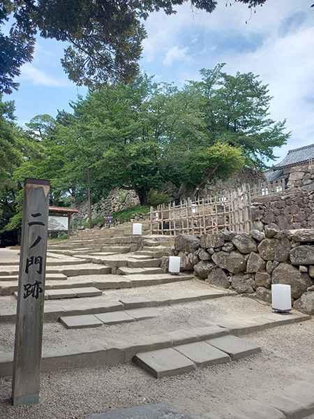 二の門跡