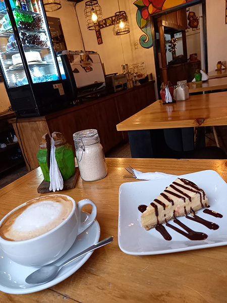 チーズケーキ
