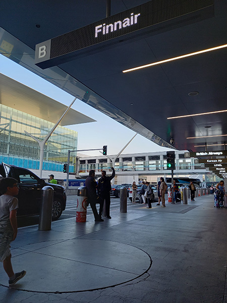 LAX