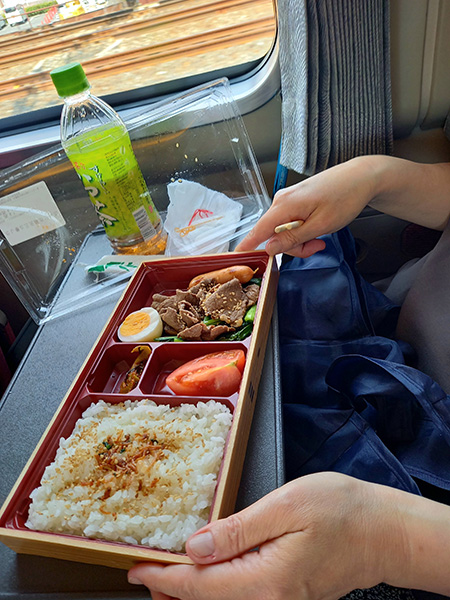 友の弁当