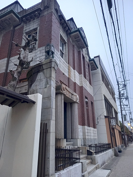 レンガの建物