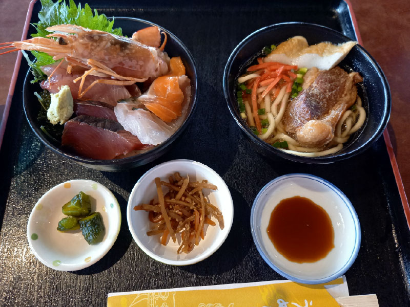 海鮮丼